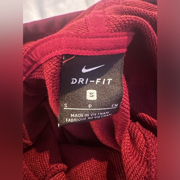 Nike Women’s Maroon Dri-Fit Hoodie Size Small Sparkly Nike Logo Like New - Picture 3 of 4